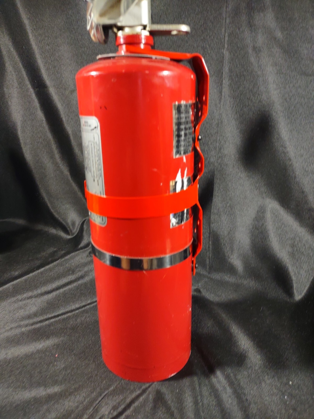 5 lbs fire exttinguisher bracket hanger 4.25 in wall mount red steel Commercial