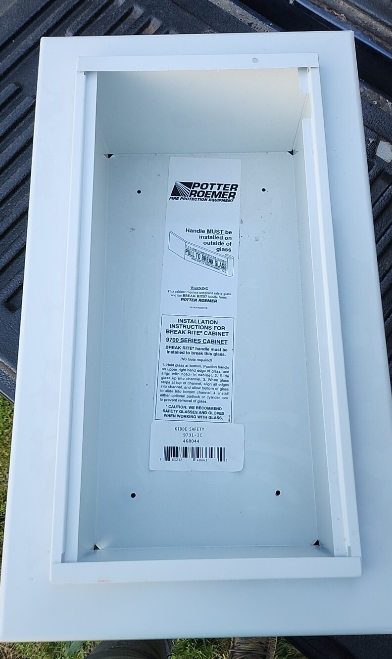 468044 Potter Roemer Semi-Recessed 5-Pound Fire Extinguisher Cabinet