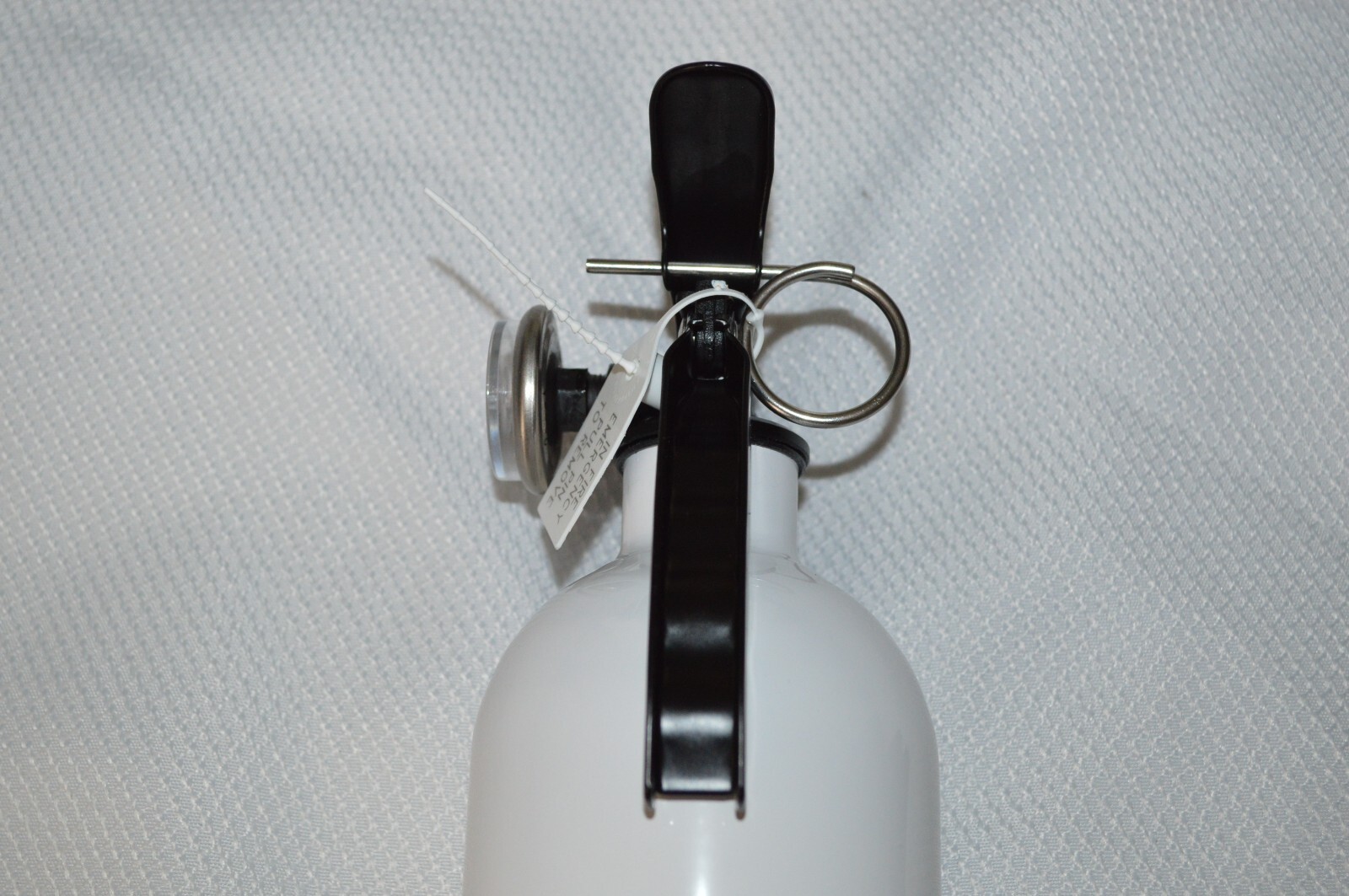 KIDDE ~ KITCHEN FIRE EXTINGUISHER ~ EASY MOUNT BRACKET ~ RESSP ~ DRY CHEMICAL